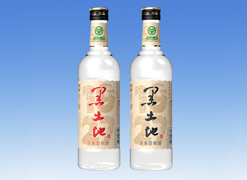 黑土地浓香型纯粮酒，光瓶里的文化与传统