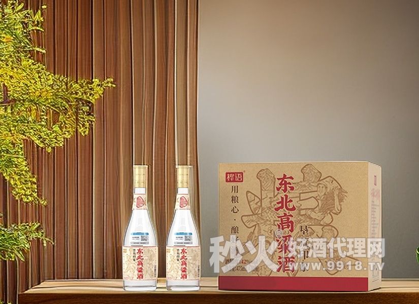 北大荒东北红高粱酒，口感优雅醇厚，柔顺清香显著