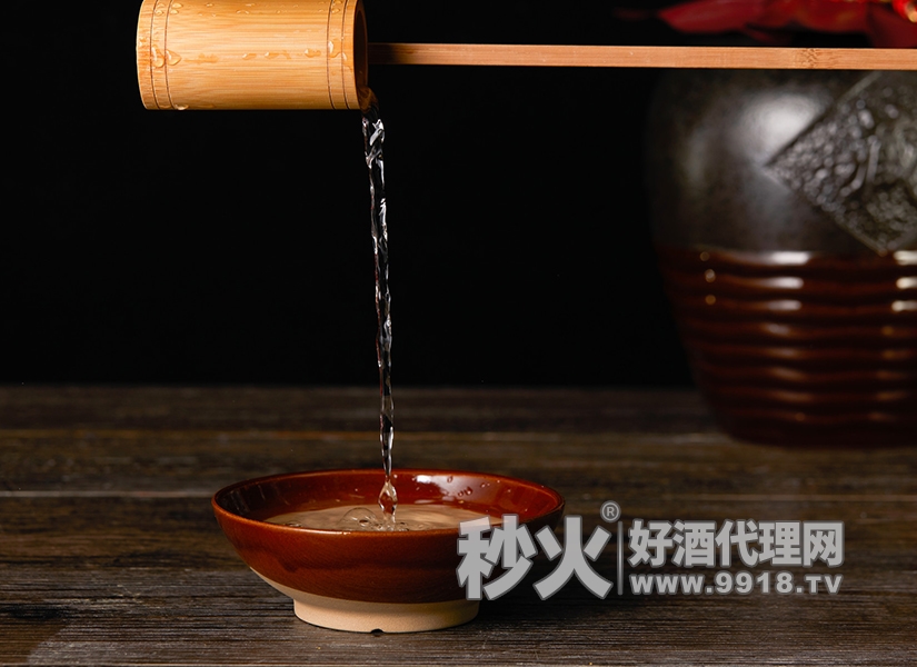 红赤渡1935•传承经典酱酒