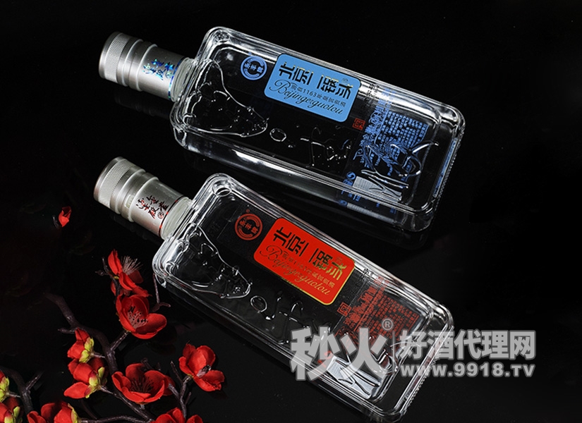 永丰牌北京二锅头鎏金殿堂