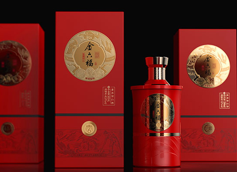 金六福兼香型白酒，浓酱协调，口感细腻