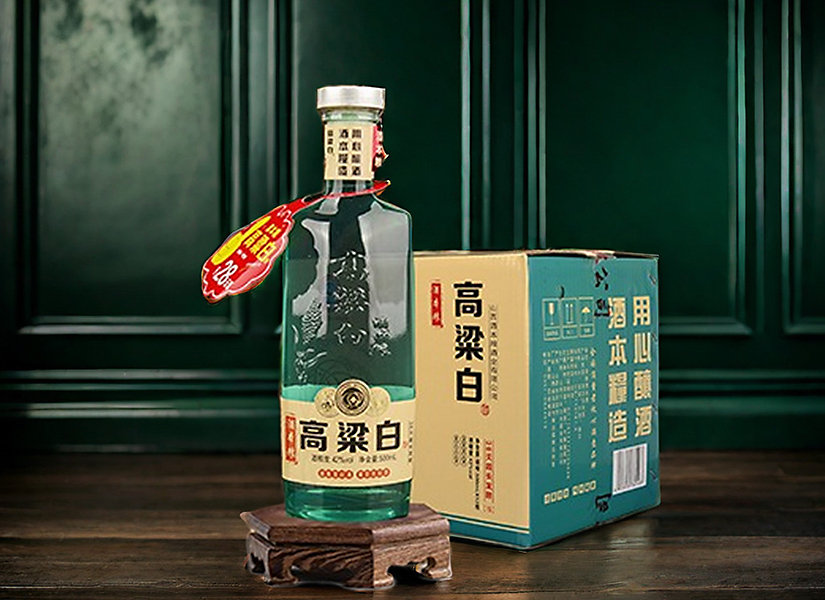柯蓝熊猫精酿啤酒，口感丰富，工艺严谨
