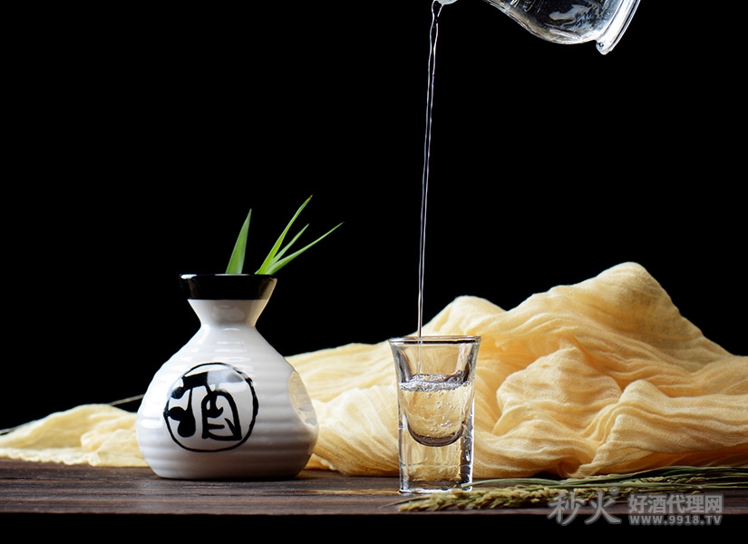 酱香型白酒