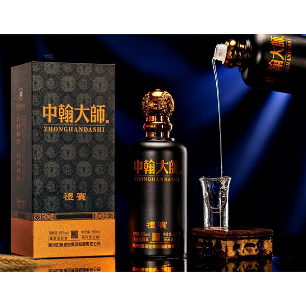 酱香浓郁，口感醇厚--中翰大师酒